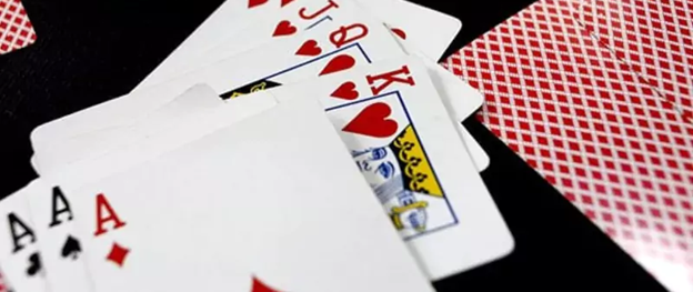 Tips for playing Phom cards well for beginners